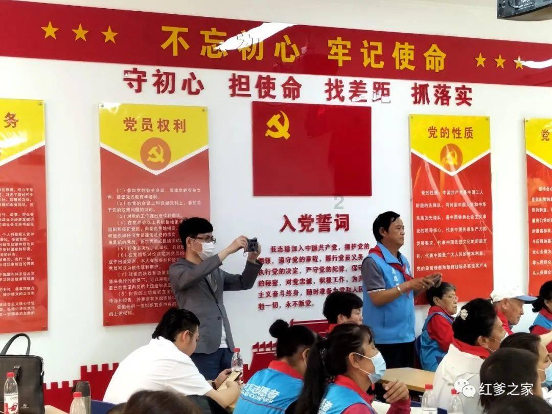 从小被遗弃,追光40年,她的人生被仁医妙手点亮!