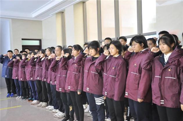 野外生存游戏